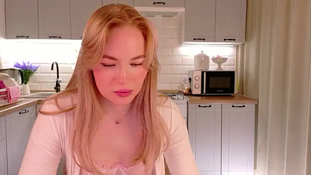 Veronika_Mitchel: онлайн-секс-чат