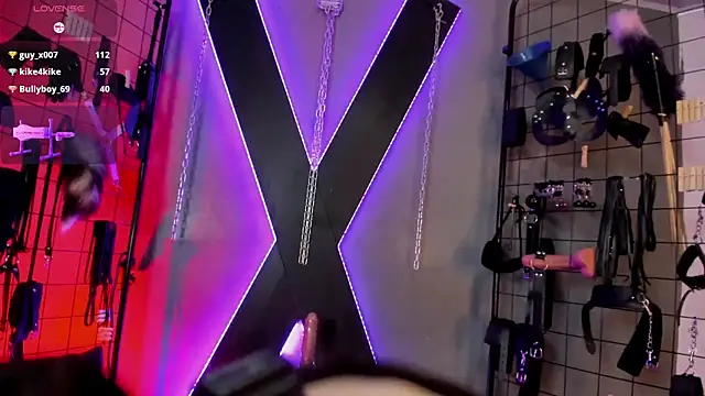 دردشة MrJustin_Brianna_BDSM الجنسية المباشرة