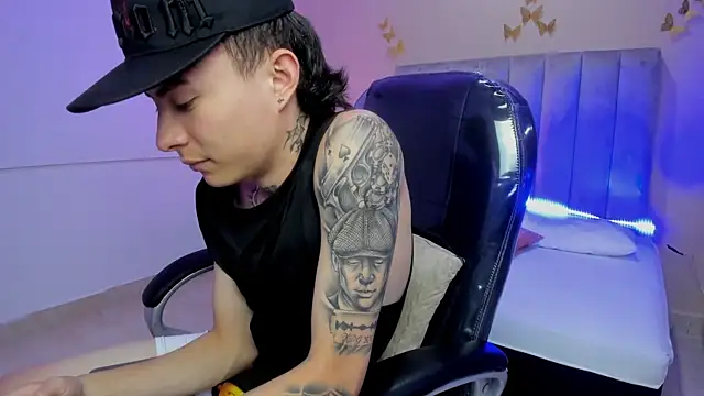 Czat XXX na żywo – Nascary_Fox