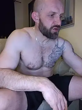 Andrewjames8391 在線直播表演