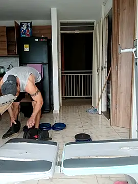 LEIRIS_Y_FRED_01 – Naživo XXX chat