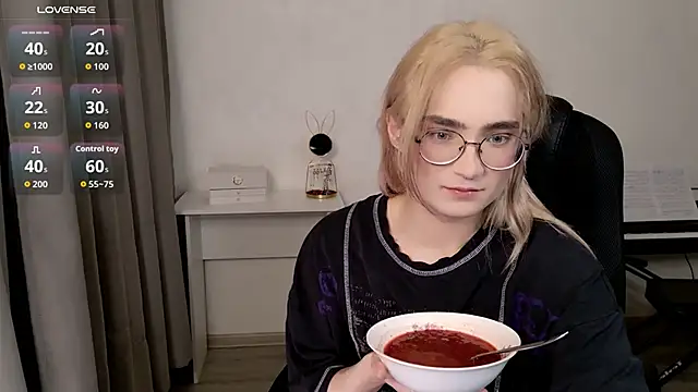 Pokazy przed kamerką – CuteYukiKun