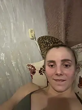 Chatroom XXX en direct de AlisaKissss