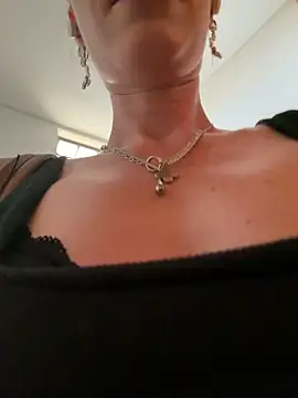 Irresistible24 라이브 XXX 채팅