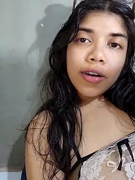 Deusa_rabuda: διαδικτυακό σόου στην κάμερα