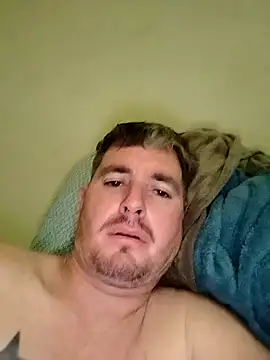 yoslan: διαδικτυακό σόου στην κάμερα