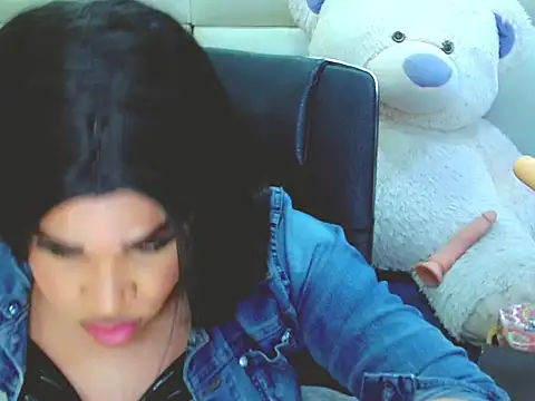 NharaBigCock Webcam Show