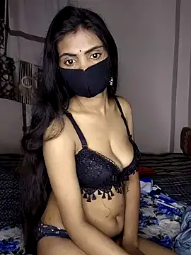 rani_coupleee élő XXX-chatje