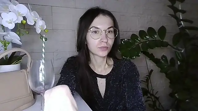 JuliaLovely's Live XXX Chat