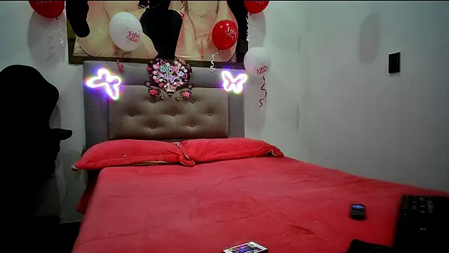 MEW_ALIX Pertunjukan Webcam