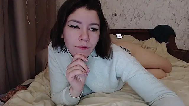 AdelMauds' Live XXX Chat