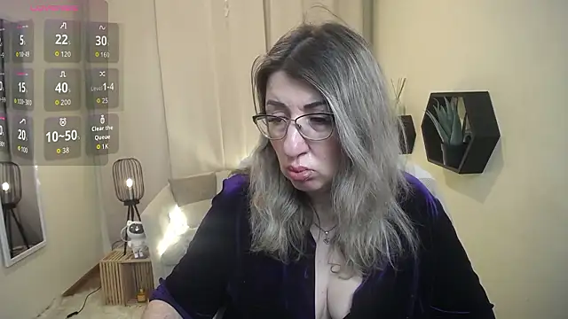 Онлайн чат XXX KKMimiKK