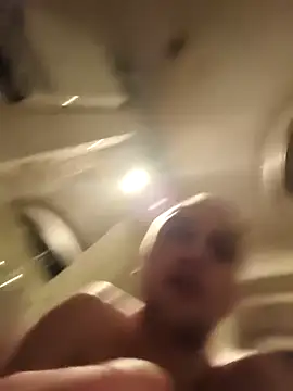 XXX chat uživo modela Joffrey69v420