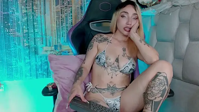 Chat +18 de IM_MAYA ao vivo