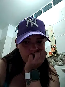 Chat +18 de Mia_Hampton ao vivo