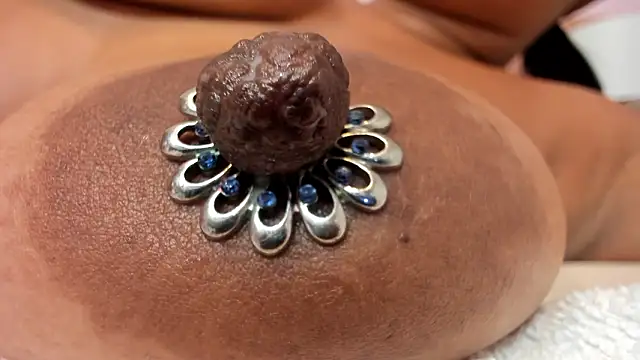 Chat +18 de zara_lopez ao vivo