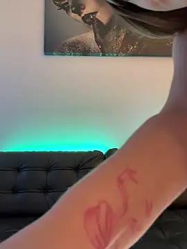 IsabellaEtthan Chat XXX in diretta