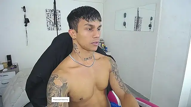 Show modela Leonard_Price na web-kameri