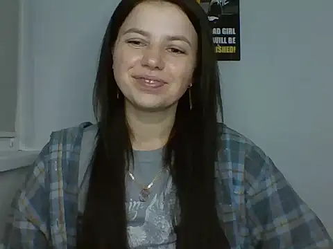 Naughty_Nata élő XXX-chatje