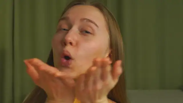 SharaNewbern élő XXX-chatje