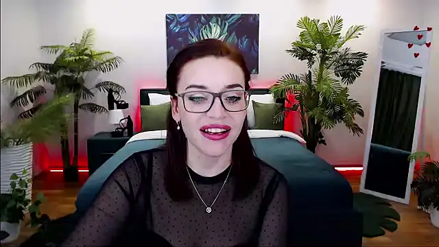 MarlaDewis Adlı Modelin Canlı XXX Sohbeti