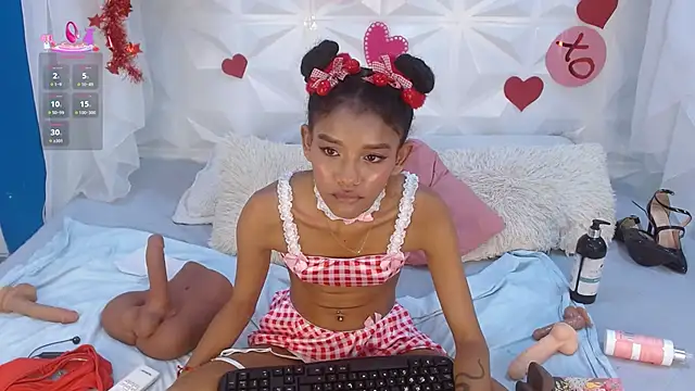 adisson_petite1: онлайн-секс-чат