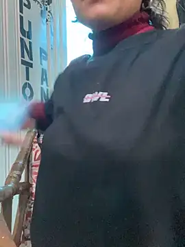 Chat +18 de val_zx ao vivo