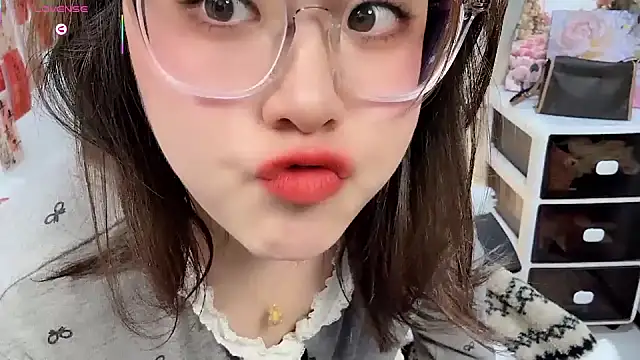 NEWONETO – Live XXX-chat