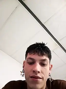 blackninja66's Webcam Show