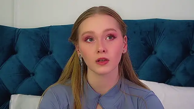 AgataFoxley – Naživo XXX chat