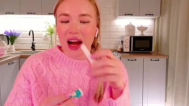 Veronika_Mitchel – Naživo XXX chat