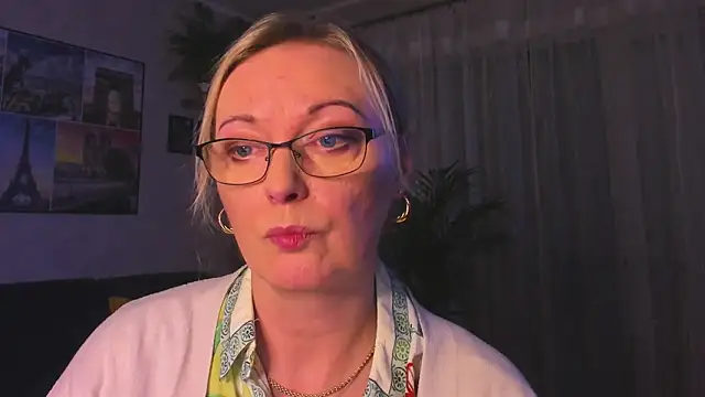 vanessa_chatn Live XXX chat