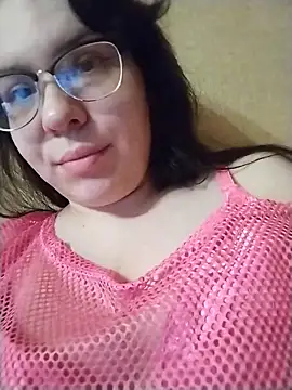 MiraSilvern live XXX chat