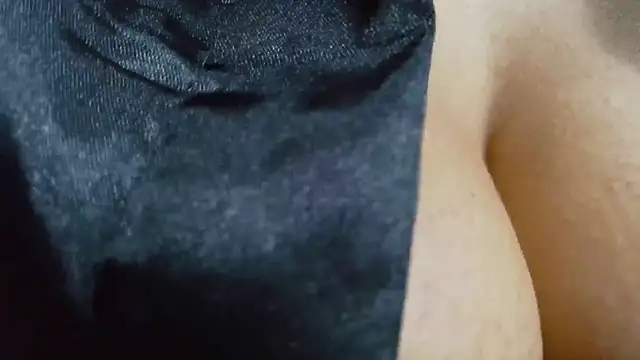 NICOL-JARAMILLO Adlı Modelin Canlı XXX Sohbeti