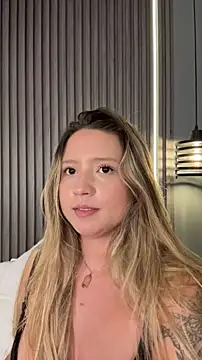 MiaPetit_'s Live XXX Chat