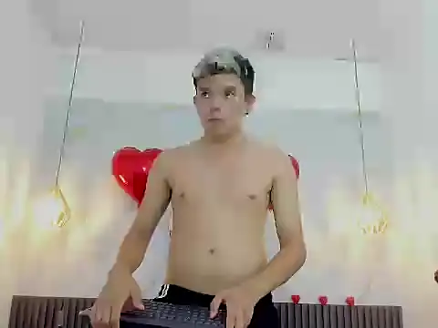 AndyFame1n Live XXX chat