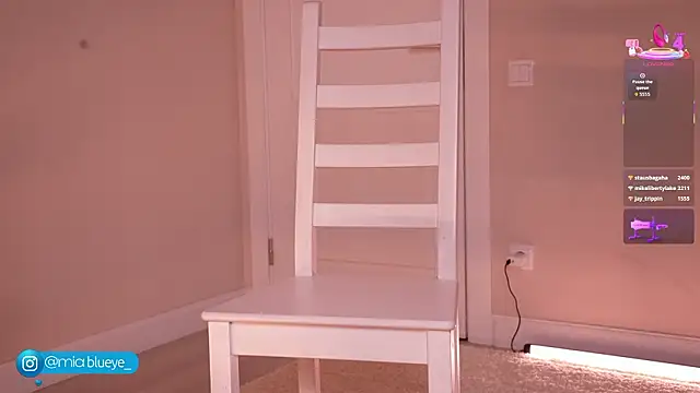 Miablueye Webcam Show