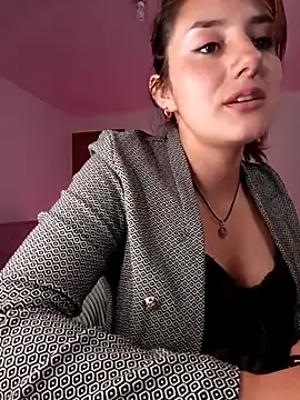 LuisaLean 现场XXX聊天