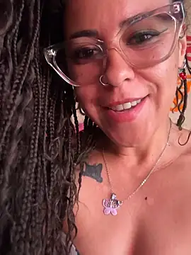 Chat +18 de mariposapontiak420 ao vivo