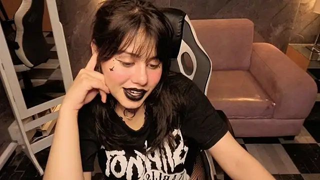 Valerie_moon_b Chat XXX in diretta