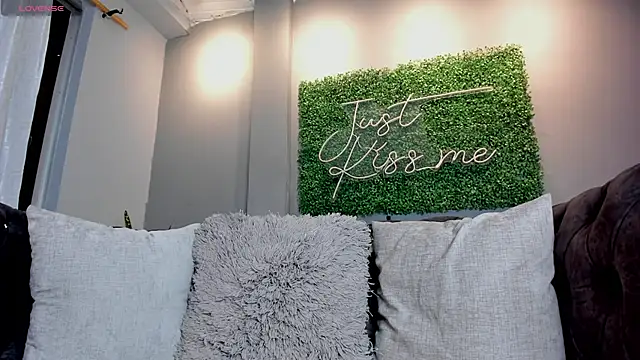 danielebeck élő XXX-chatje