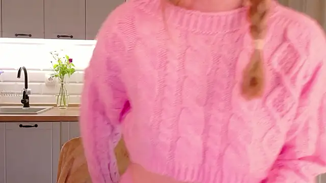 Veronika_Mitchel Adlı Modelin Canlı XXX Sohbeti