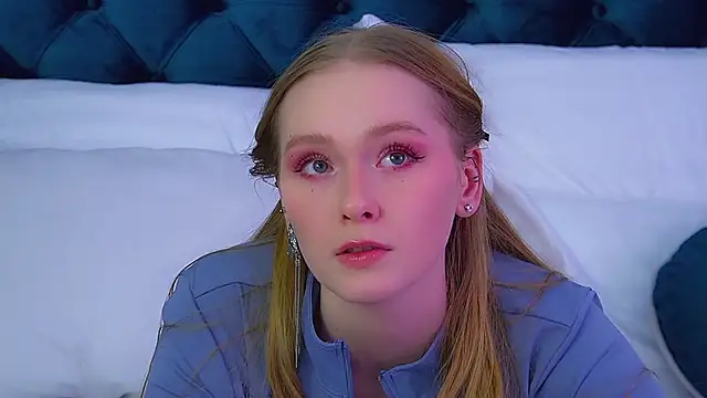 AgataFoxley élő XXX-chatje