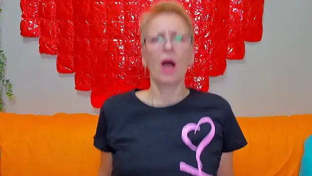 iamyourdream89 – Kamerová šou