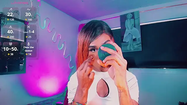 Show modela Kendall_hornyy na web-kameri