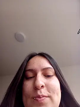 Ary- 网络视讯表演