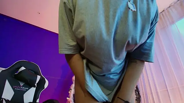 Chat XXX ao vivo de Emmapark_