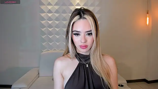 XXX chat uživo modela JuanitaClay