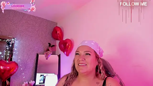 Živý XXX chat Elise-Leyton