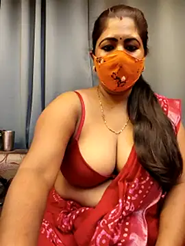 Poly_bhabi Show in webcam